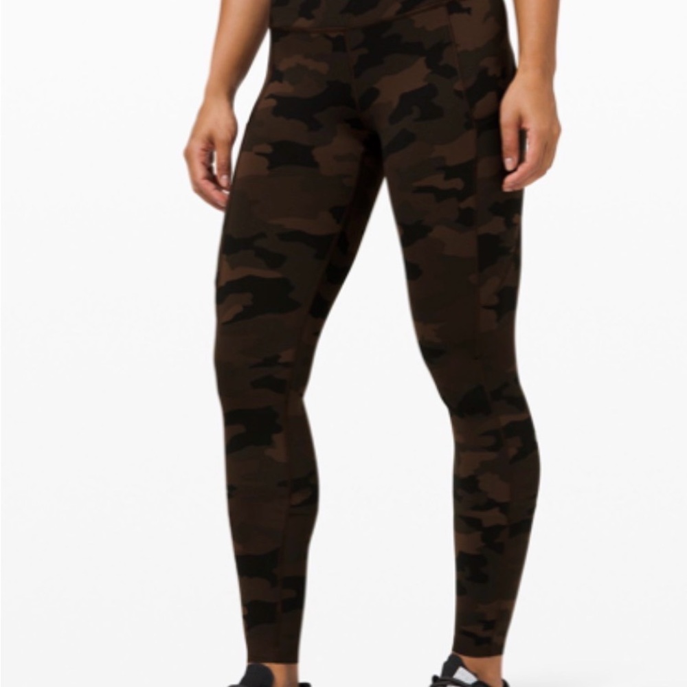 Lululemon FAST AND FREE HIGH-RISE TIGHT 28" with pockets size 6